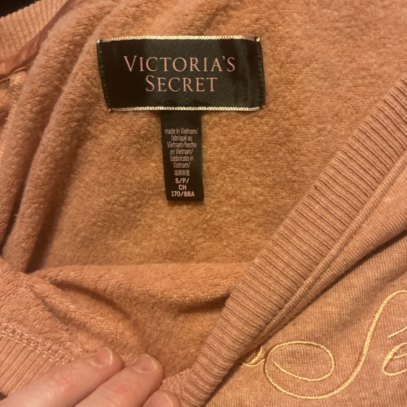 Victoria secret - Picture 2 of 2